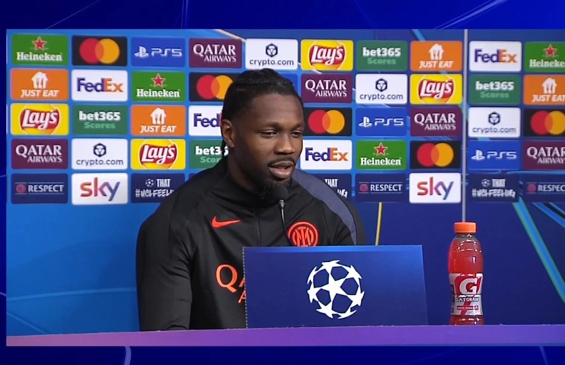 开云APP棋牌版 | 牛牛炸金花 - 多人竞技